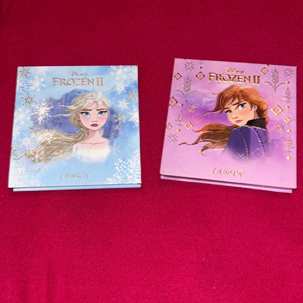 Elsa and Anna Frozen 2 eyeshadow palette’s